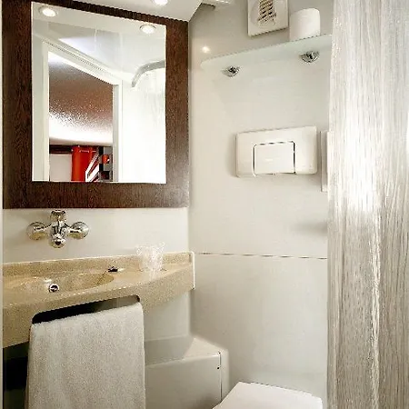 Hotel Kyriad Eco - - Aeroport Paris-charles De Gaulle