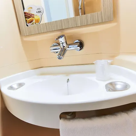 Hotel Kyriad Eco - - Aeroport Paris-charles De Gaulle