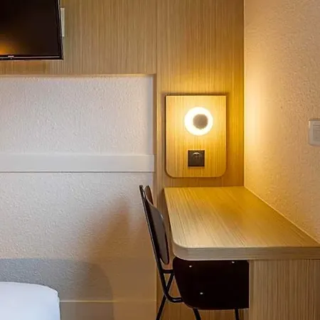 Hotel Kyriad Eco - Cdg Paris Nord 2 Parc Des Expositions