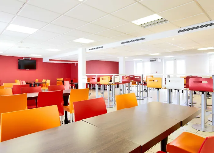 プレミア　クラッセ　ロワシー　cdg - パリ　ノール　2 - パルク　デ　ゼクスポジション 2* ロワシー・アン・フランス