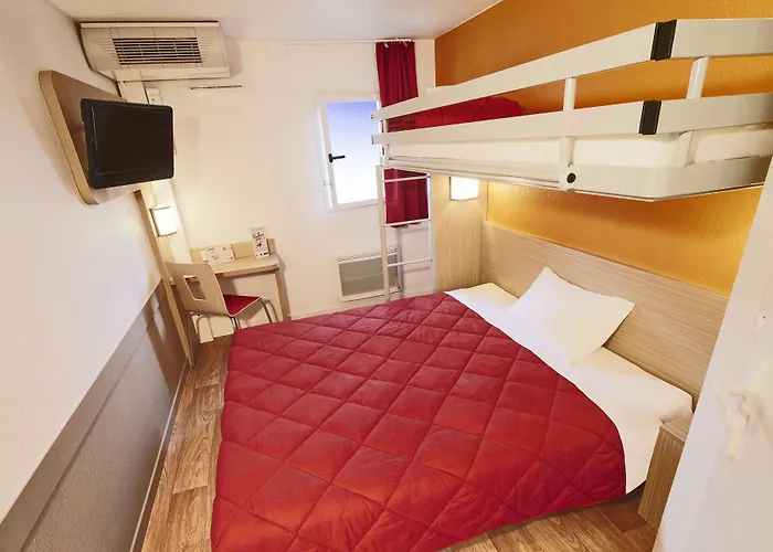 プレミア　クラッセ　ロワシー　cdg - パリ　ノール　2 - パルク　デ　ゼクスポジション