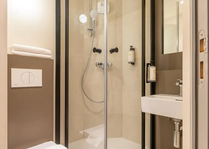 ホテル プレミア　クラッセ　ロワシー　cdg - パリ　ノール　2 - パルク　デ　ゼクスポジション