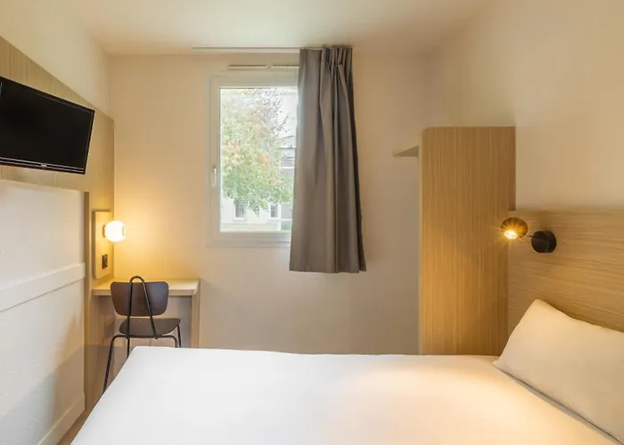 プレミア　クラッセ　ロワシー　cdg - パリ　ノール　2 - パルク　デ　ゼクスポジション ロワシー・アン・フランス