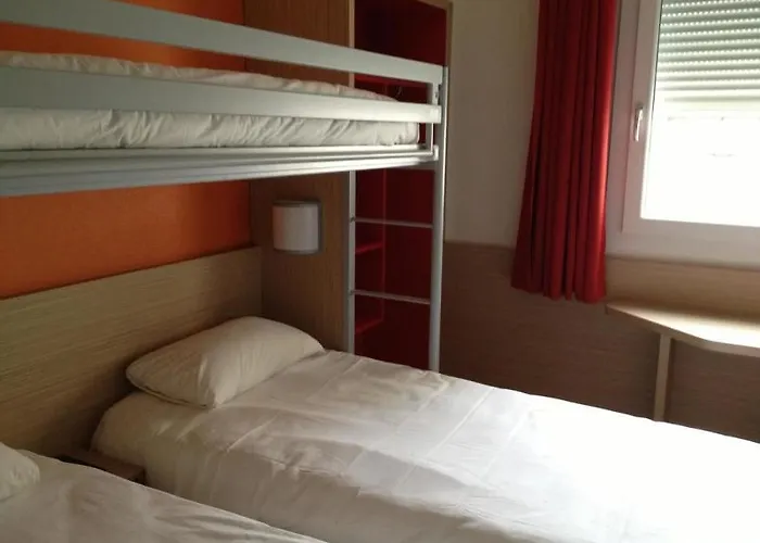 プレミア　クラッセ　ロワシー　cdg - パリ　ノール　2 - パルク　デ　ゼクスポジション