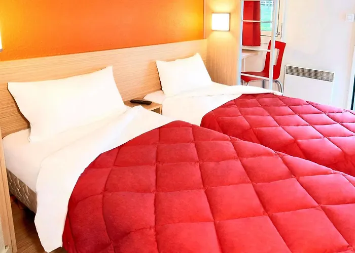 プレミア　クラッセ　ロワシー　cdg - パリ　ノール　2 - パルク　デ　ゼクスポジション